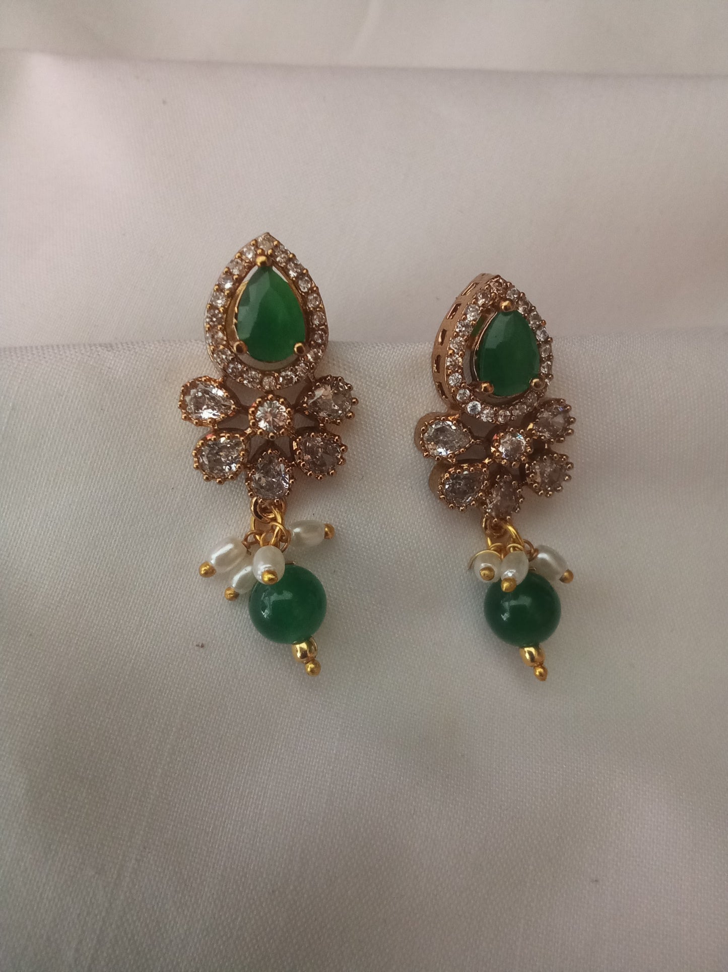 EARING-SHER151