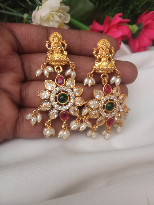 EARING-SHER215
