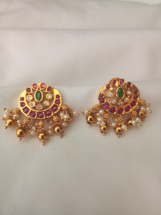 EARING-SHER157