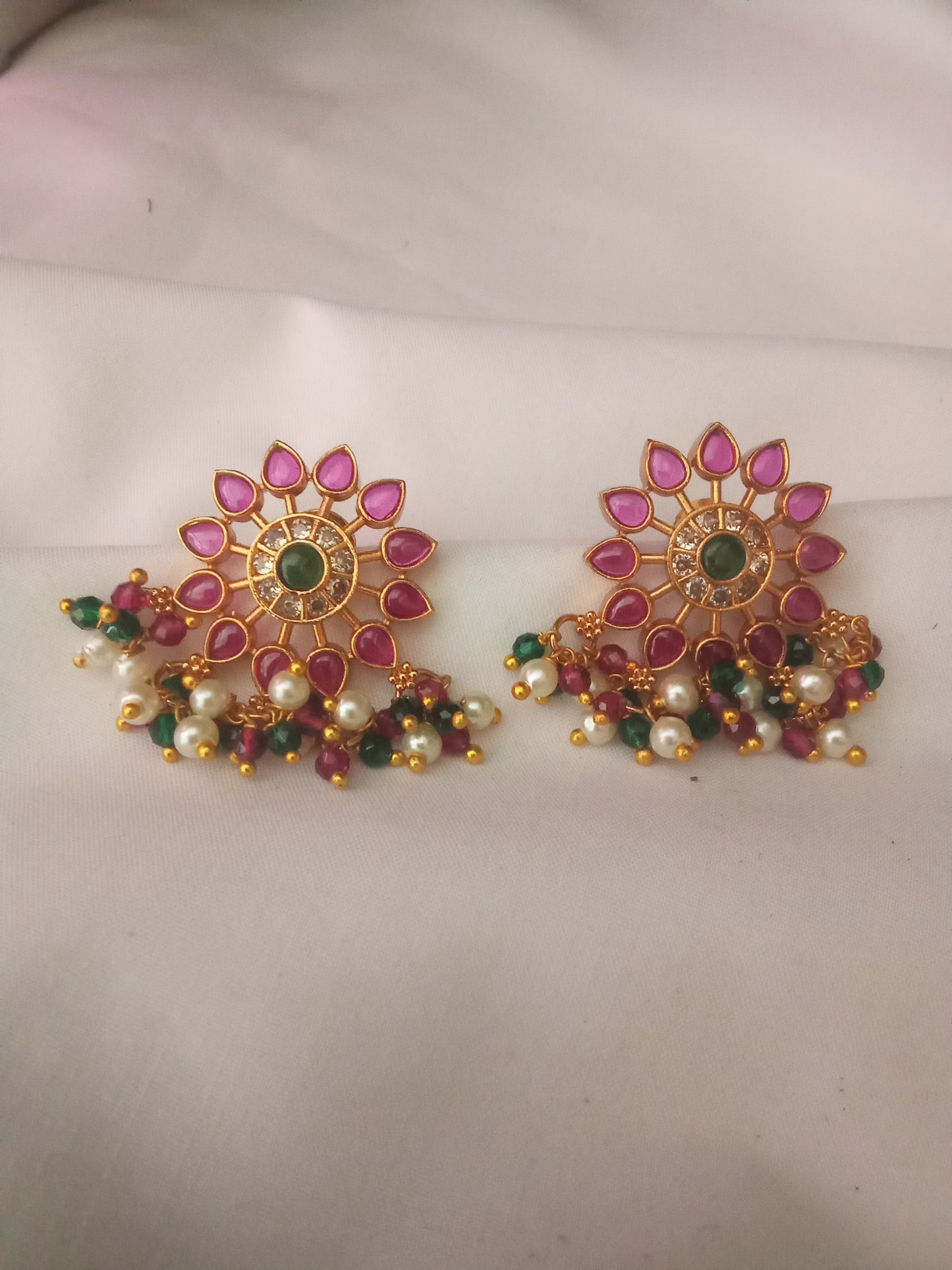 EARING-SHST46