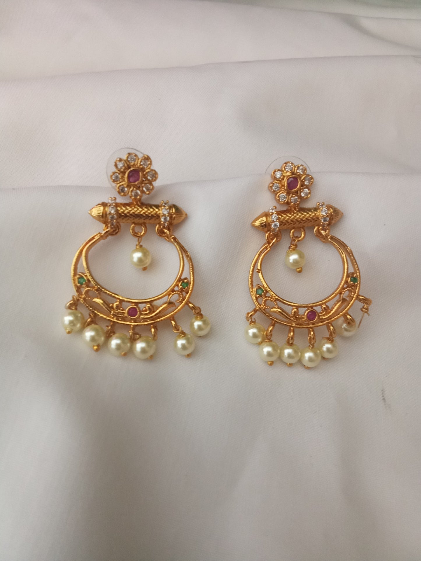 EARING-SHER189