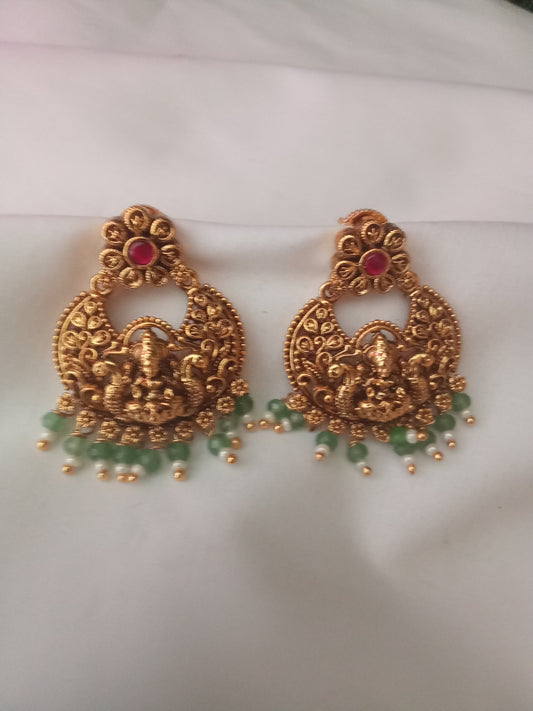 EARING-SHER196