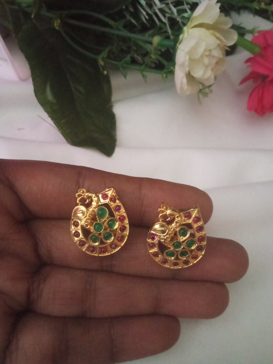 EARING-SHST37