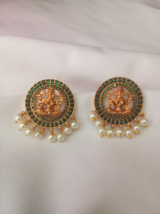 EARING-SHST24
