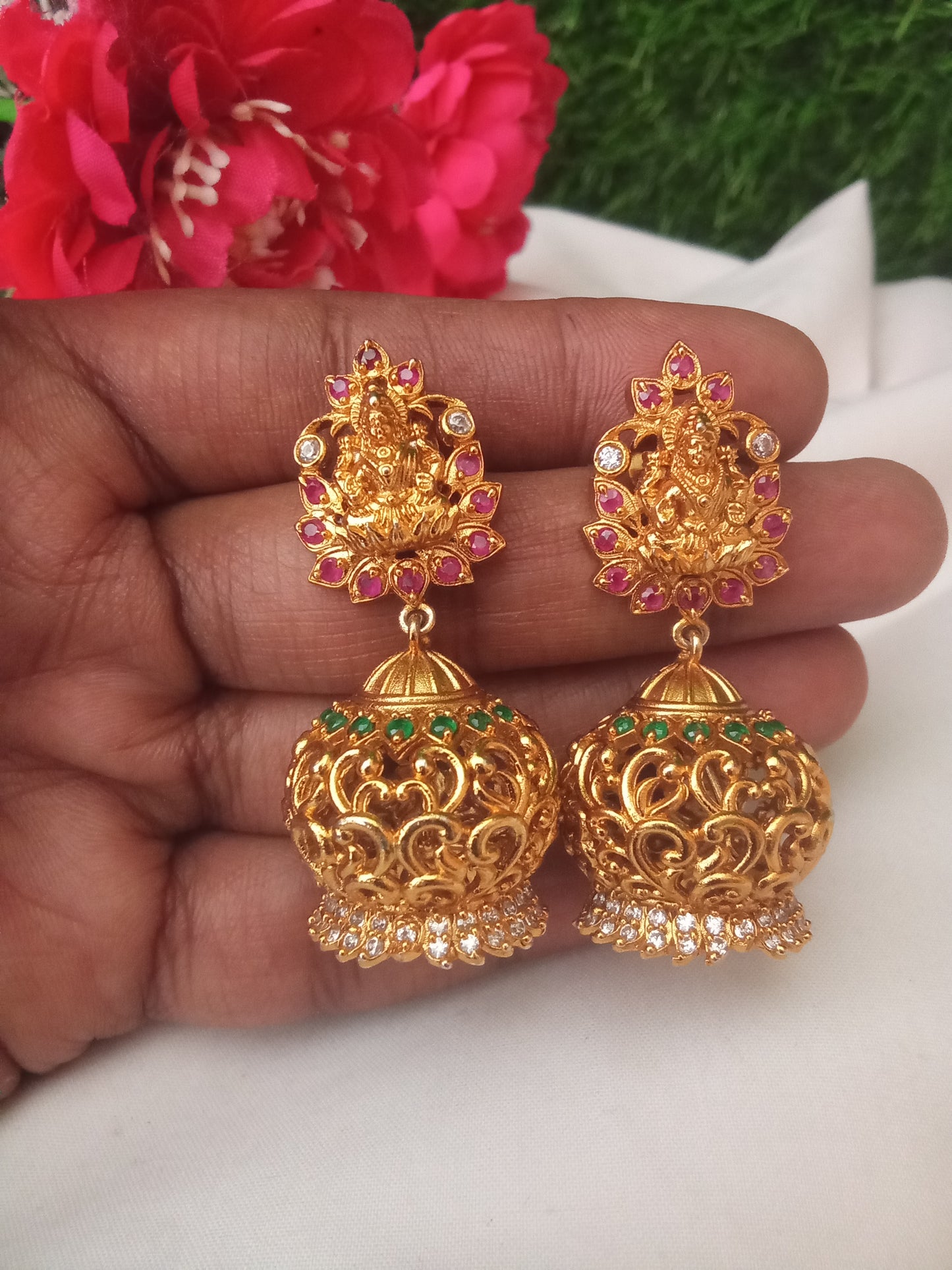 EARING-SHER60
