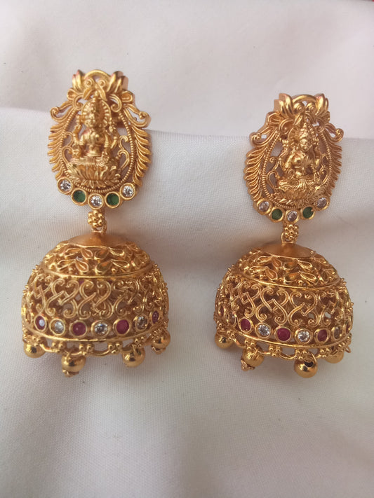 EARING-SHER34
