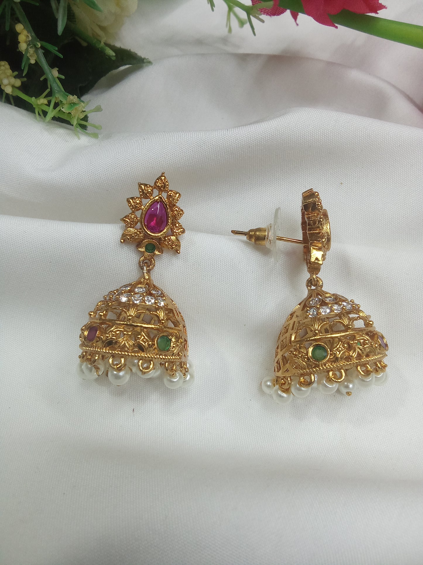 EARING-SHER06