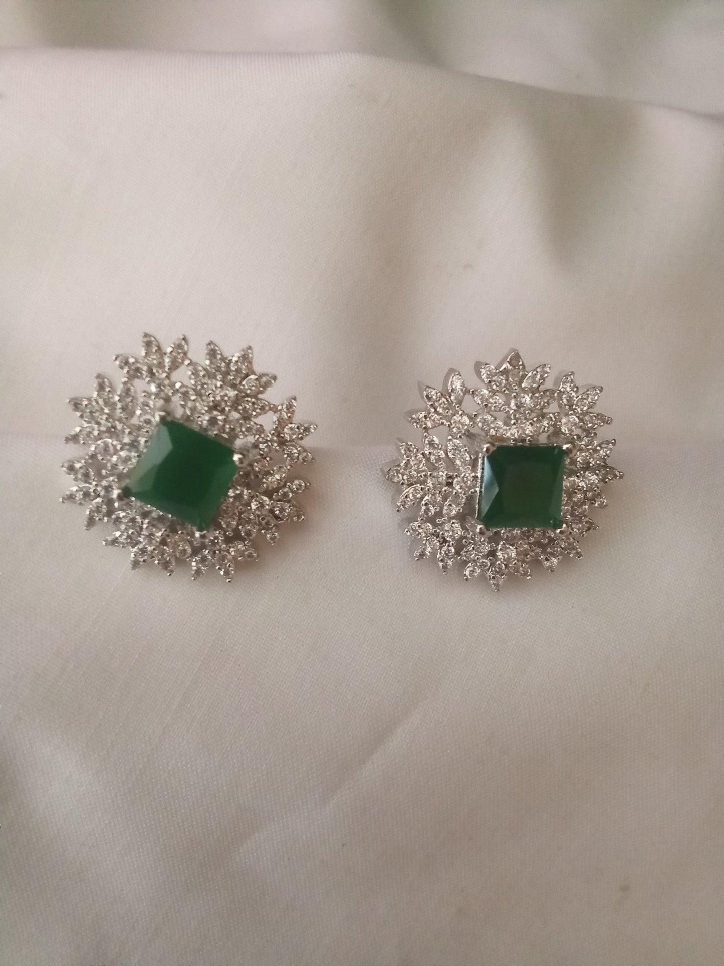 EARING-SHST86
