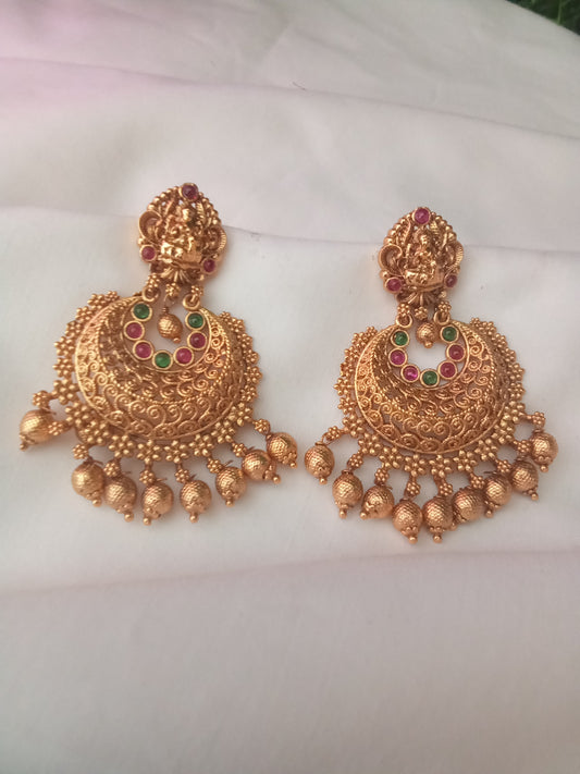 EARING-SHER198